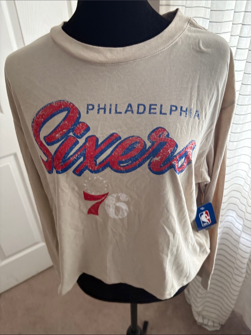 NBA Philadelphia 76ers Beige Long Sleeve Tee with Red and Blue Logo - Picture 5 of 7
